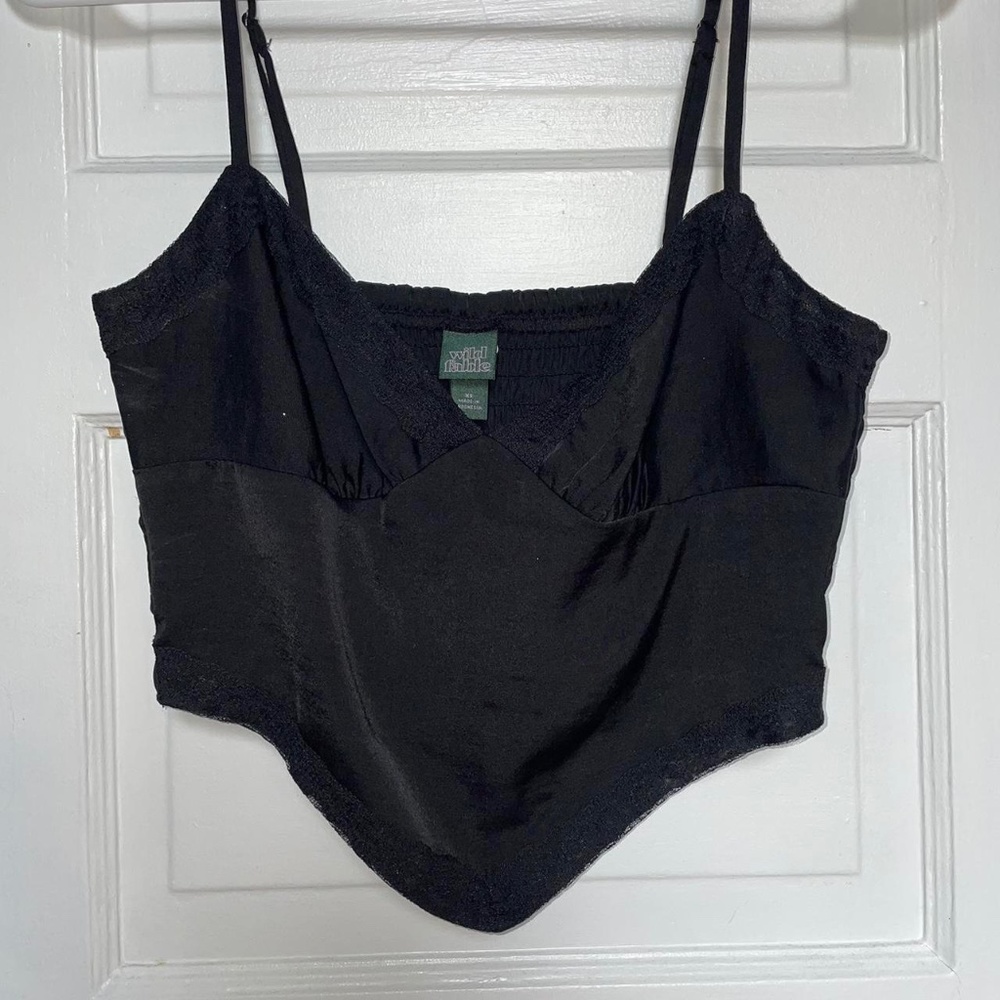 XS Wild Fable cropped tank
